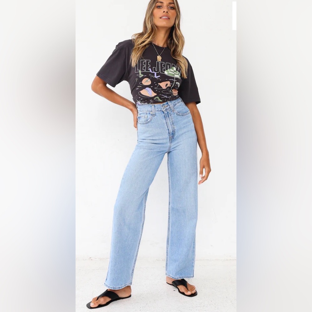 Levi’s high loose wide leg jeans Size 30x31